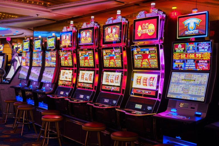 Why you should gamble on online slot machines