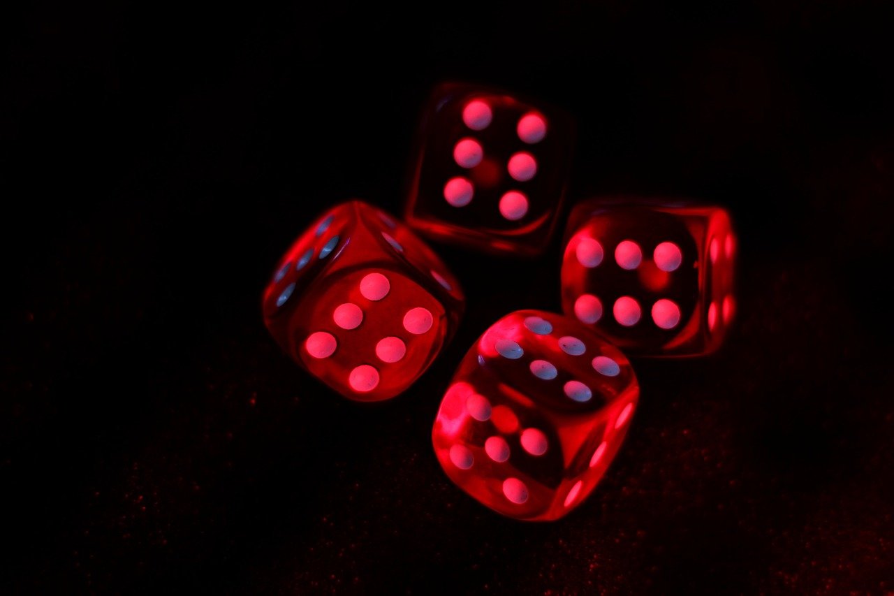 Why Online Gambling Is Booming in 2021/2022 Why Online Gambling Is Booming in 2021/2022